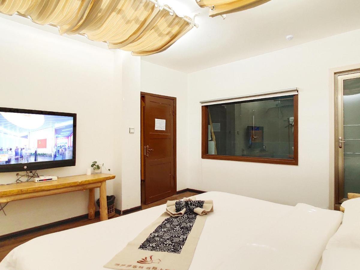 Dunhuang Silk Yododo Inn Екстер'єр фото